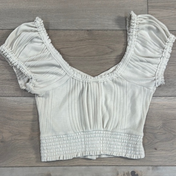 We the Free Women’s Cream Button-Down Crop Top - Picture 7 of 8